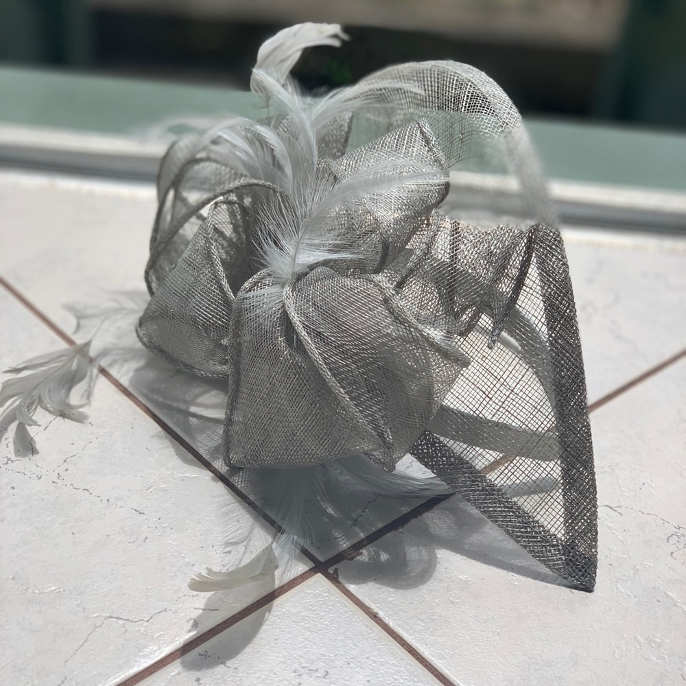 Grey fascinator - perfect for a tea party